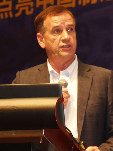 联想全球工程副总裁 LME VP John Egan